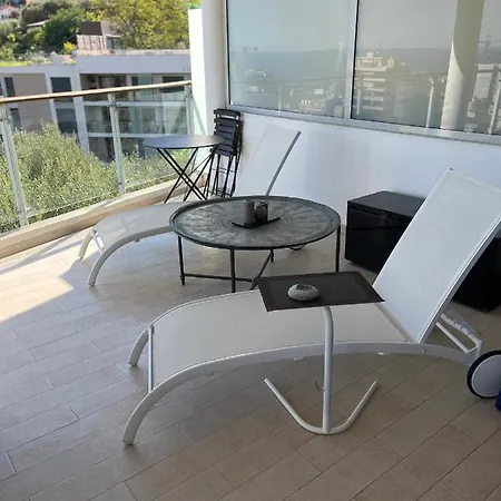 Apartment Grand 3 Pieces Avec Terrasse Vue Confort