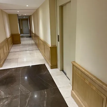 شقة Grand 3 Pieces Avec Terrasse Vue Confort بوزولي