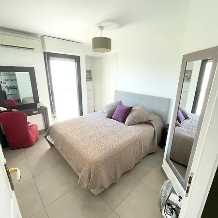 Grand 3 Pieces Avec Terrasse Vue Confort Apartment *